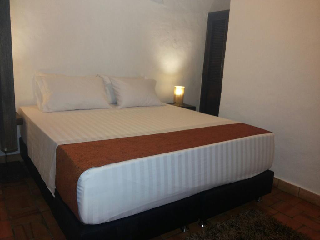 Casona Chara Hotel Баричара Стая снимка