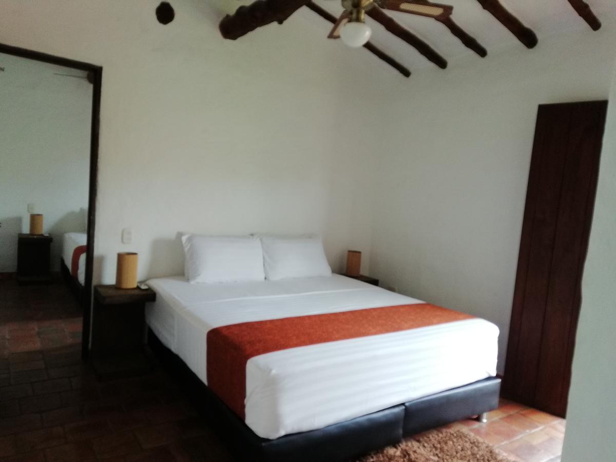 Casona Chara Hotel Баричара Екстериор снимка